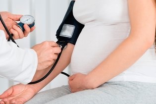 Imagem ilustrativa do artigo Pré-eclâmpsia: sintomas, tratamento e riscos para o bebê