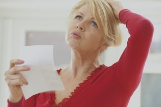 Imagem ilustrativa do artigo 12 sintomas da menopausa (com teste online)