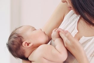 Imagem ilustrativa do artigo Moleira funda no bebê: o que pode ser (e o que fazer)
