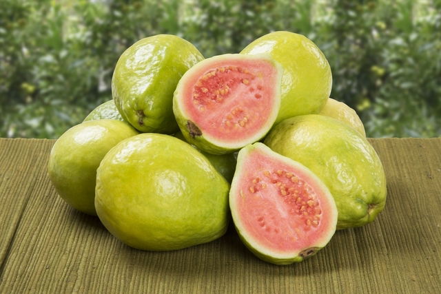 6 Benefici per la salute di guava e come consumarlo