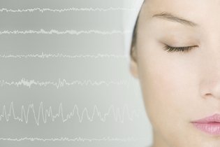 Imagen ilustrativa del artículo Electroencefalograma: qué es, para qué sirve y preparación