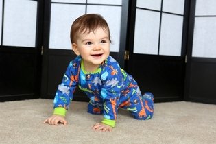 Imagem ilustrativa do artigo Como ajudar o bebê a engatinhar mais rápido