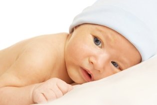 Icterícia neonatal: o que é, causas e tratamento