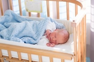Imagem ilustrativa do artigo O bebê pode dormir com os pais?