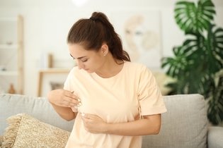 Imagem ilustrativa do artigo Como aliviar a dor nos seios na gravidez?