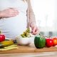 Dor no estômago na gravidez: causas e o que fazer