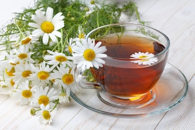 9 benefícios do chá de camomila para a saúde