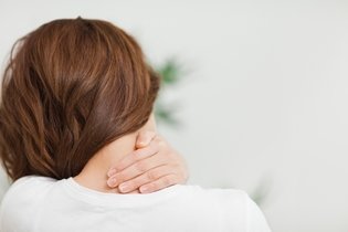 Dor na coluna cervical: o que pode ser e como tratar