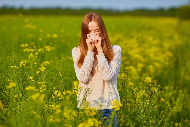 Xarope para tosse alérgica: 6 opções para aliviar o sintoma - Minha Vida