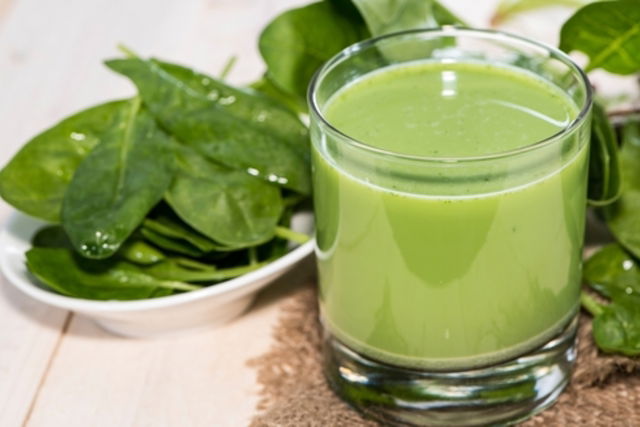 Jugo de espinaca y menta