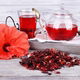 Chá de hibisco realmente emagrece? 