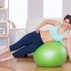 6 exercícios com bola de pilates para tonificar o corpo