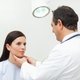 6 causas de Bolitas en el cuello