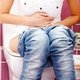 9 principais causas de dor ao urinar e o que fazer