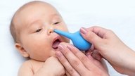 Bebê com nariz entupido: o que fazer e principais causas