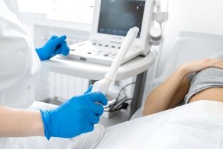 Imagem ilustrativa do artigo Vou fazer ultrassom transvaginal, quantos dias não pode ter relação?