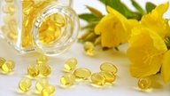 Primrose Oil: Uses, How to Take It & Side Effects