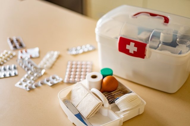 CampMedical - Kit de Primeiros Socorros básico