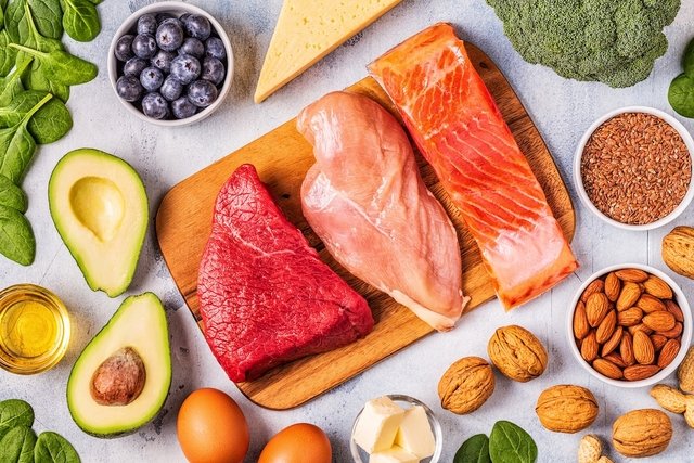 36 High Protein Foods: Animal & Plant Based - Tua Saúde