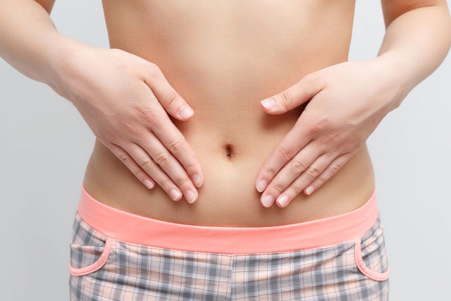 Pain in Lower Right Abdomen - causes and symptoms 