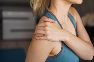 Tendinitis en el hombro: síntomas, causas y tratamiento
