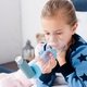 Como usar a bombinha de asma corretamente