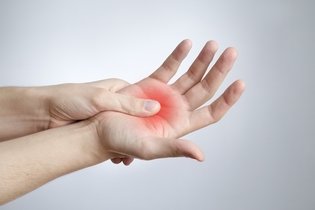 Artrose nas mãos e dedos: sintomas, causas e tratamento