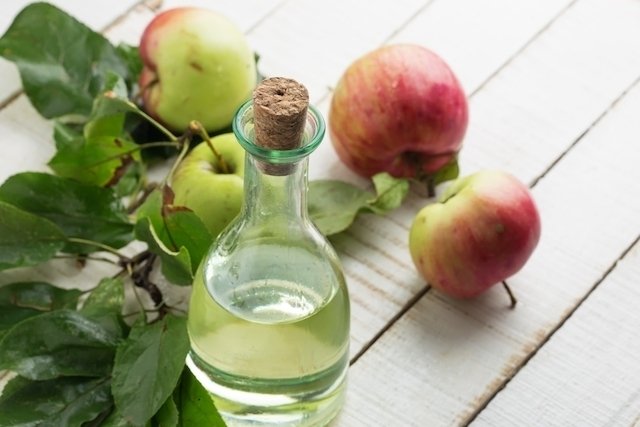 5 benefícios do vinagre de maçã