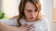 Lung Pain: 9 Main Causes & What To Do
