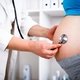 Corrimento na gravidez é normal? Causas e o que fazer
