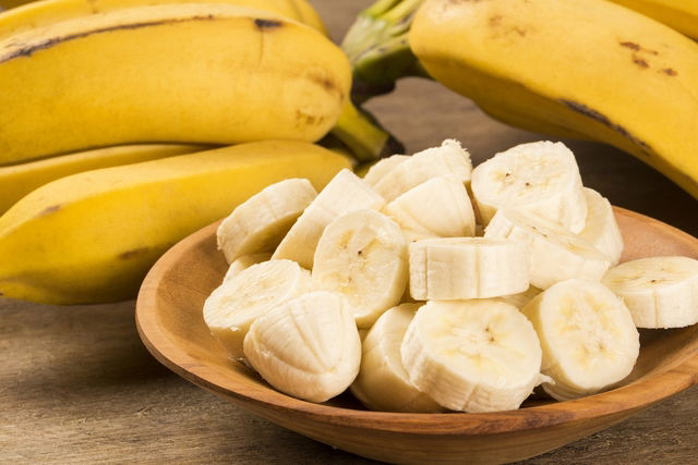 Dieta da banana emagrece Como fazer e card pio Tua Sa de