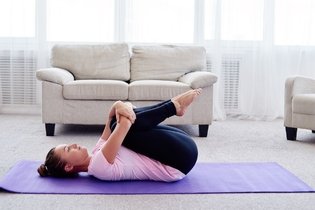 Imagem ilustrativa do artigo 9 exercícios simples para melhorar a postura em casa (e como fazer)