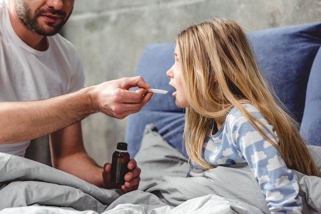 DOIS XAROPES INFANTIL INDICADO PARA TOSSE CARREGADA Ambroxol e Hedera