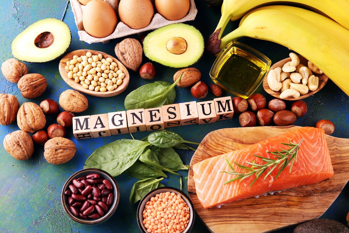 10 alimentos fuente de magnesio incluye tabla Tua Saúde
