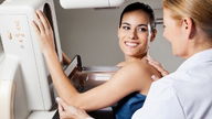 3 Tipos de quistes en los senos (y cómo se diagnostican)