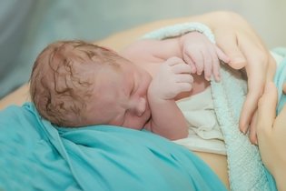 Diferencias entre el parto natural y la cesárea