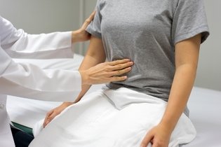 Tratamento da endometriose: remédios, opções naturais e cirurgia