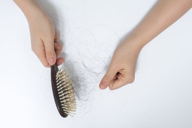 5 نصائح لمنع تساقط الشعر