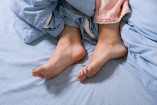 Imagem ilustrativa do artigo Síndrome das pernas inquietas: o que é, causas e tratamento