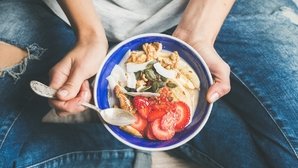 Alimentação na amamentação: o que comer, o que evitar e cardápio