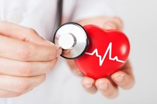 10 sintomas de infarto (e quando ir ao médico)