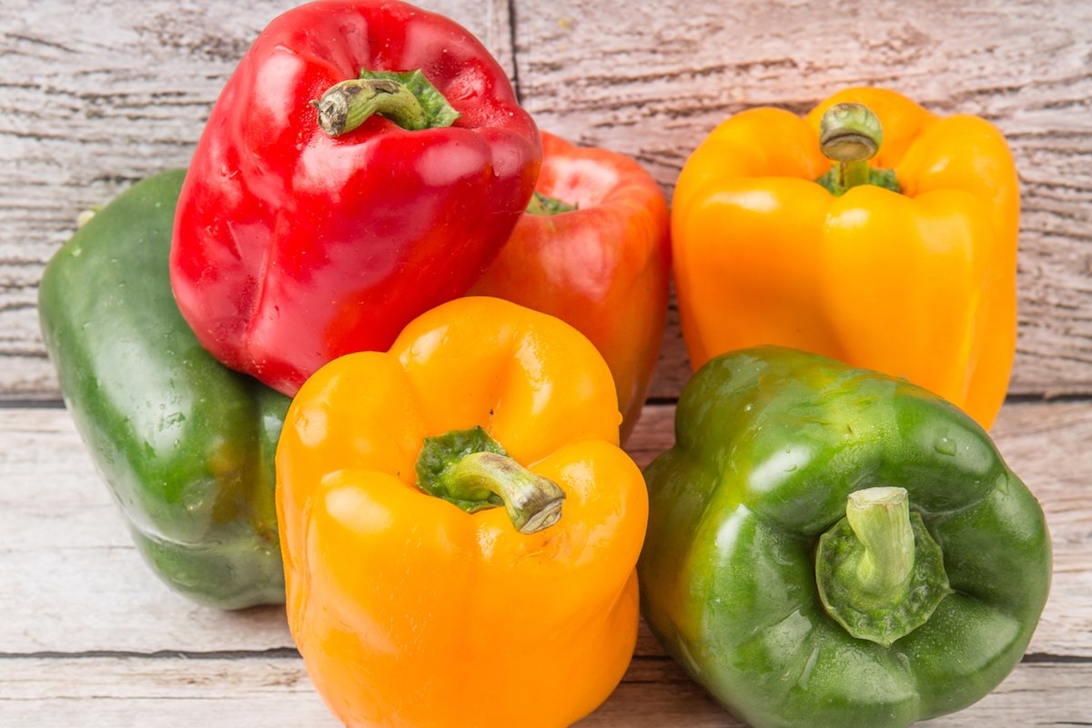 Pimentón (verde, rojo y amarillo): beneficios para la salud y recetas - Tua  Saúde