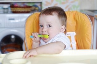 Cómo debe ser la alimentación del bebé (0 a 12 meses de edad)