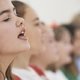 Como melhorar a voz para cantar bem