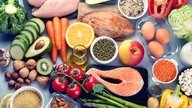 Gestational Diabetes Diet: Foods to Eat & Avoid (w/ Meal Plan)
