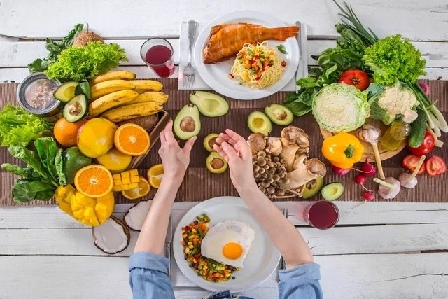 Los Alimentos Que Ayudan A Controlar La Hipertensión Y 21 Recetas Con Las  Que Conseguirlo 