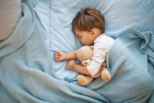 Imagem ilustrativa do artigo 11 dicas para ajudar seu filho a dormir mais rápido