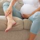 Dor no pé da barriga na gravidez: o que pode ser e o que fazer