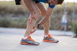 Dor na canela ao correr: causas, o que fazer (e como evitar)