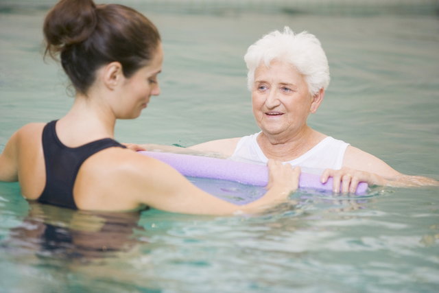 Hidroterapia: qué es, beneficios y ejercicios